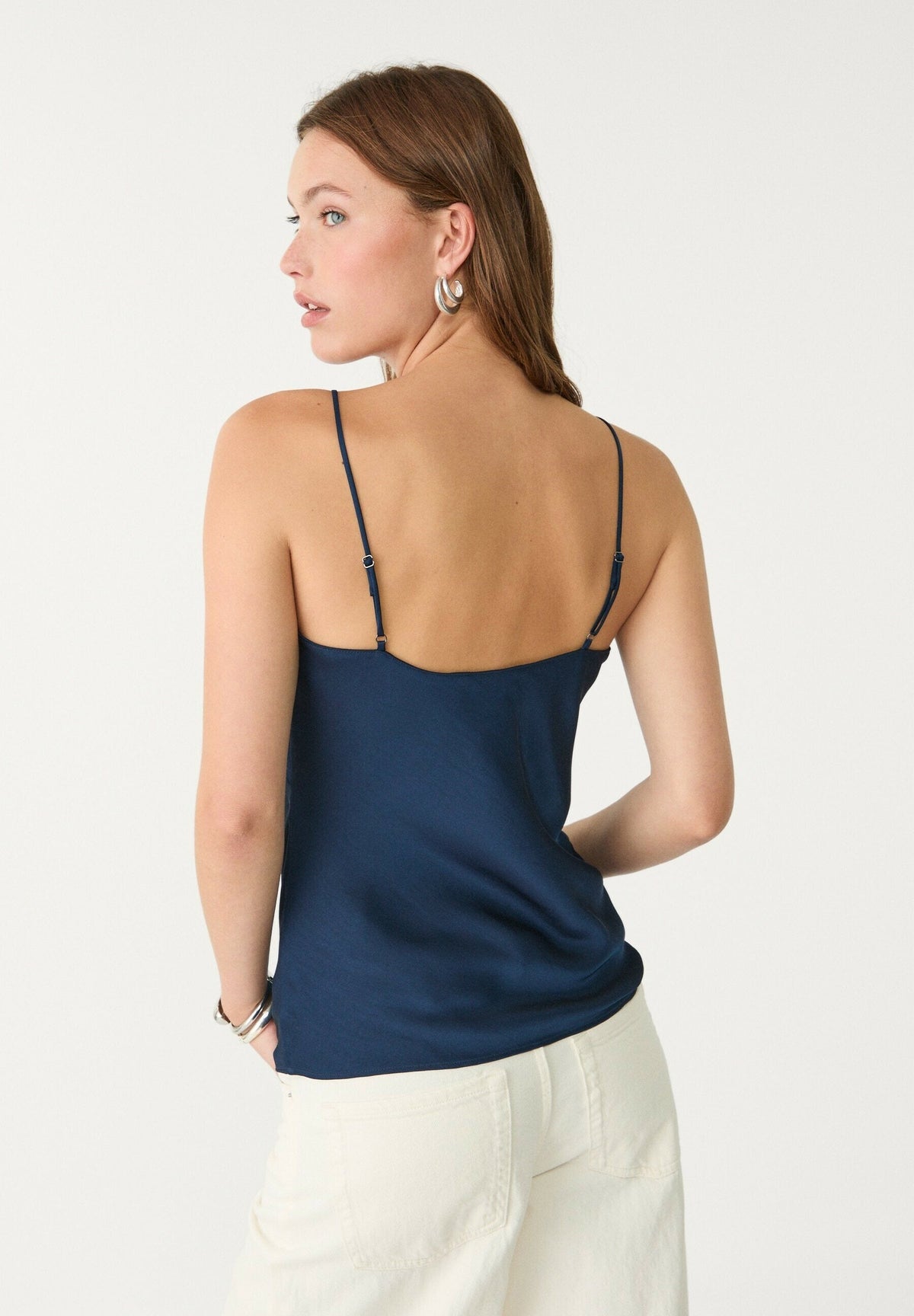 Hera – Top Azul Oscuro Jaspeado Casual Chic