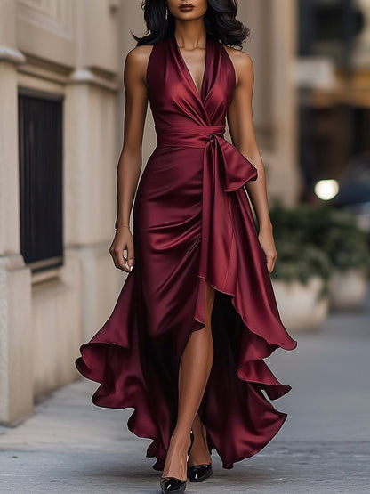 Vestido de satén drapeado a la cintura