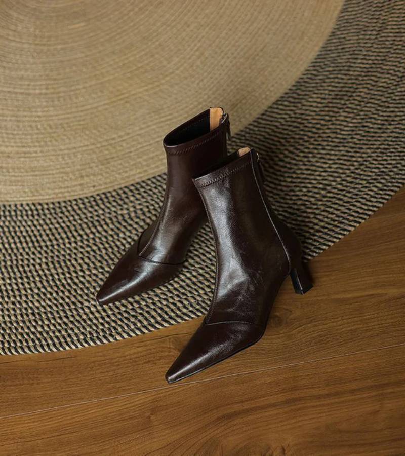 | Bottines en cuero a talon elegante