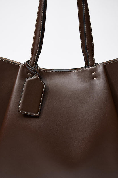 Elda – Bolso de Hombro Exclusivo de Línea Moderna