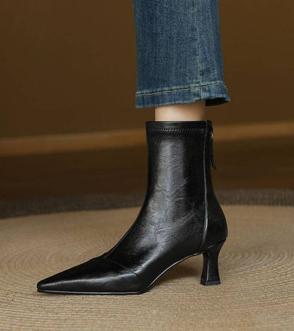 | Bottines en cuero a talon elegante
