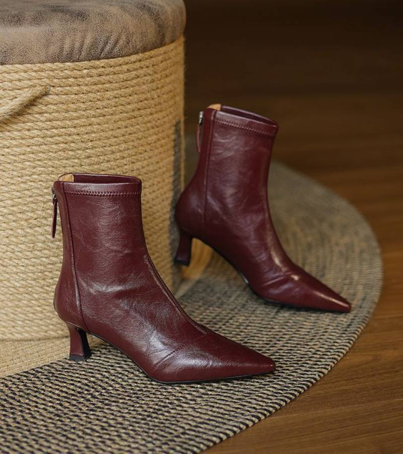 | Bottines en cuero a talon elegante