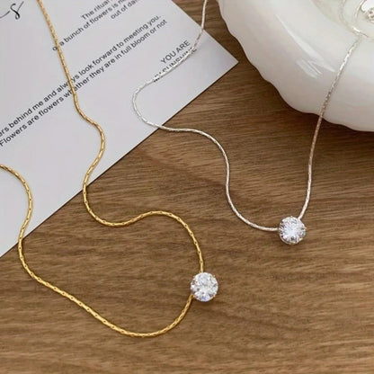 | COLLIER EN PIERRES DE MOISSANITE