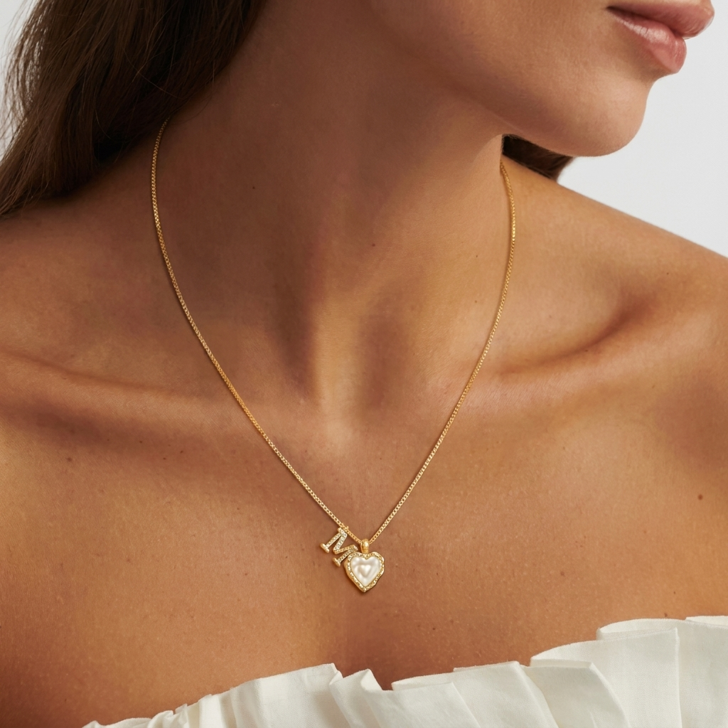 Collar Zorélisse™ de Corazón con Inicial – Personalizado y Elegante