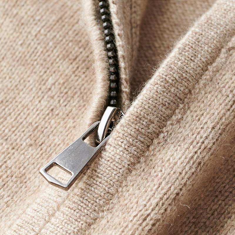 | PULL ZIPPÉ POUR HOMME