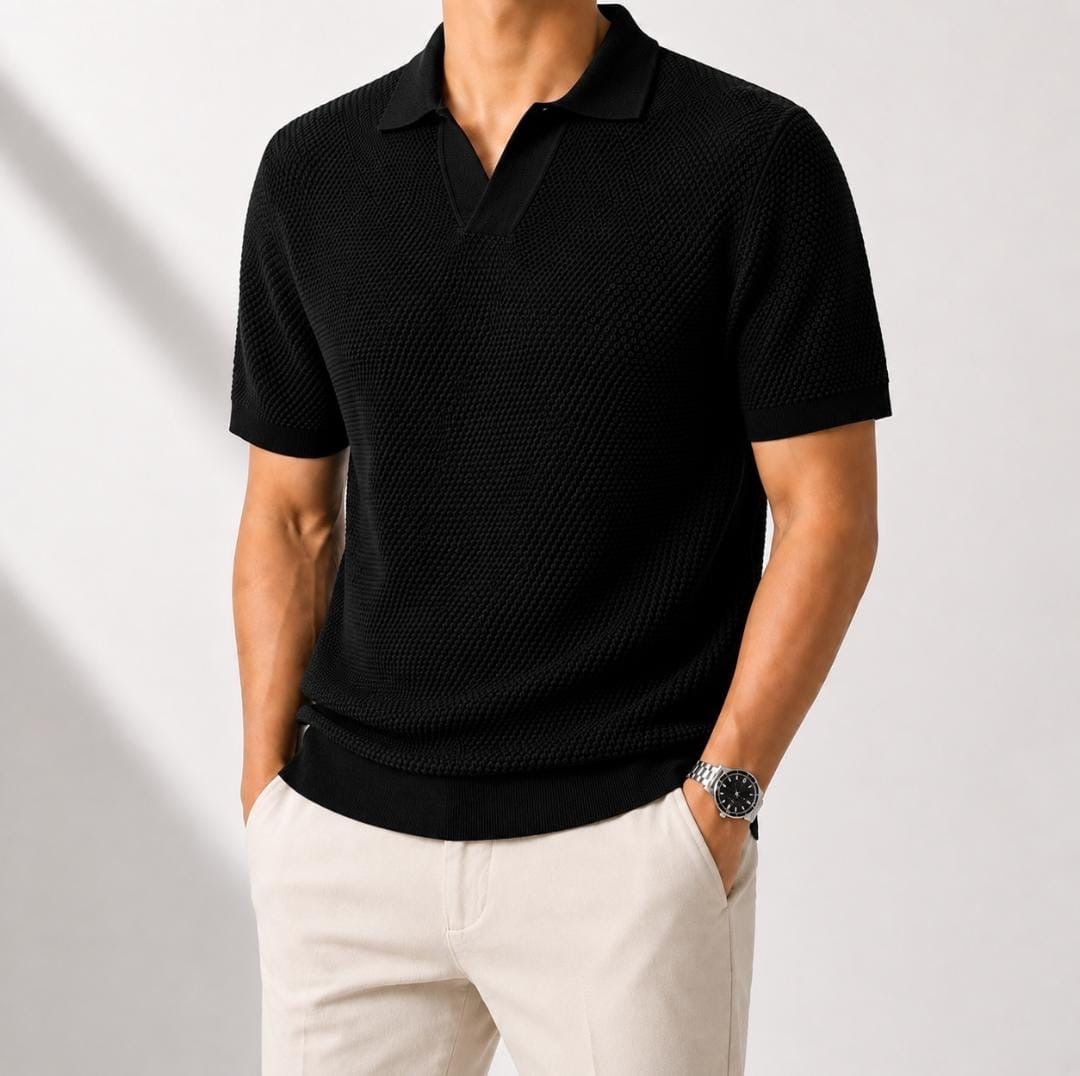 Camiseta de Algodón Premium con Cuello en V Ramon