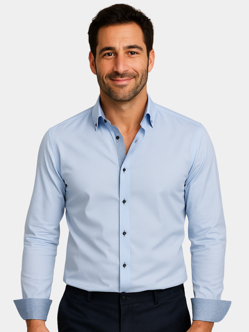 | CHEMISE ÉLÉGANTE LÉGÈRE AVEC DÉTAILS CONTRASTÉS