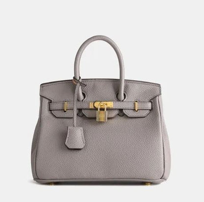 Diamante – Bolso de Lujo Veraniego con Acabados de Alta Clase