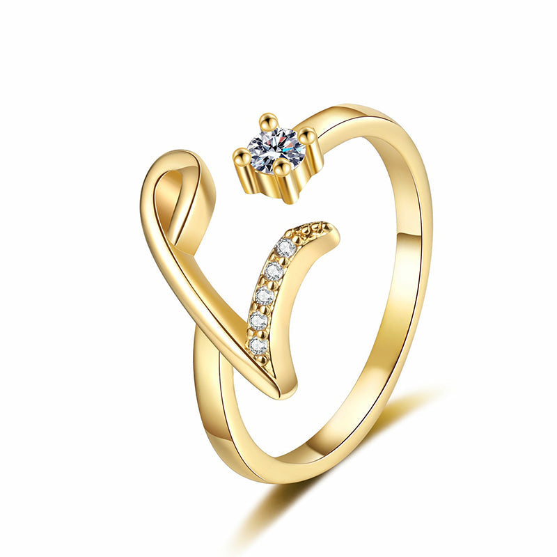 Anillo Lumévara™ de Corazón con Inicial – Personalizado y Elegante