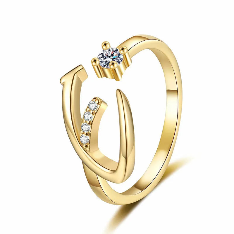 Anillo Lumévara™ de Corazón con Inicial – Personalizado y Elegante