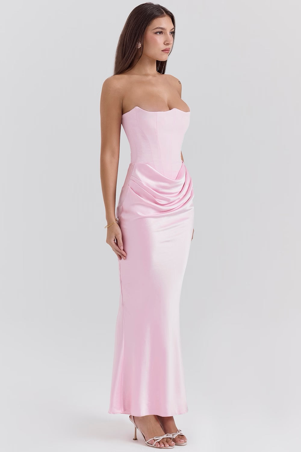 | Robe Élégante Lina