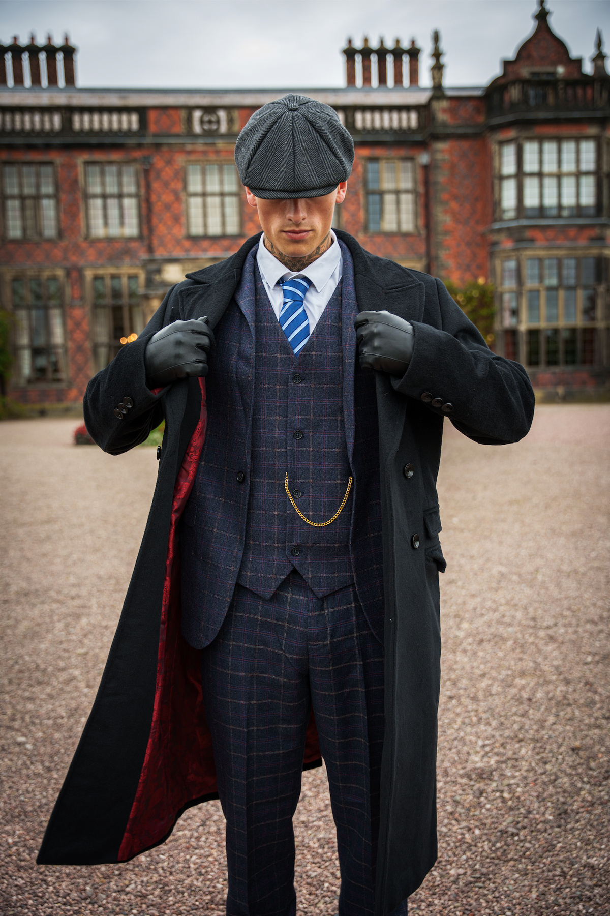Traje de Tres Piezas Shelby