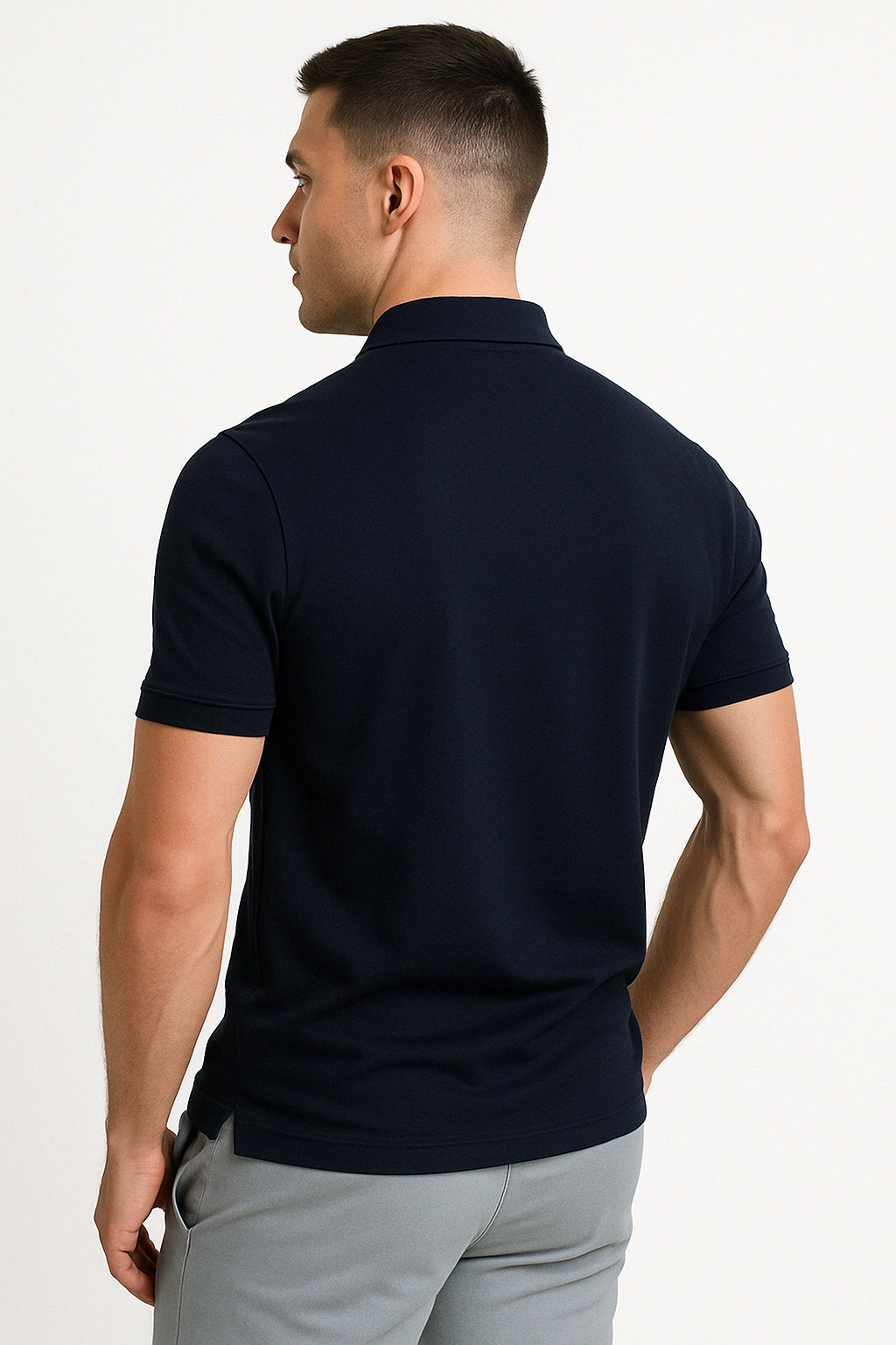 | POLO MODERNE AVEC ZIP MI-HAUT