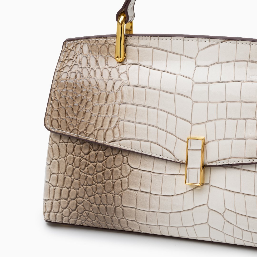 Bolso de elegancia atemporal