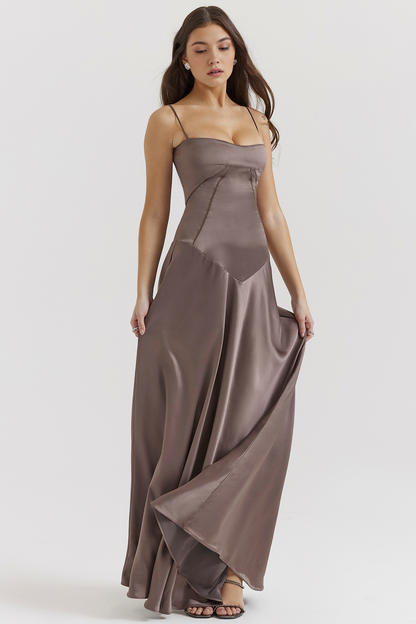 | Robe Élégante Pauline