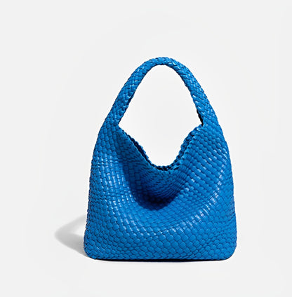 Cristina – Bolso Cubo de Línea Suave y Acabado Cuidado