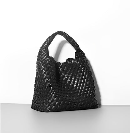 Cristina – Bolso Cubo de Línea Suave y Acabado Cuidado