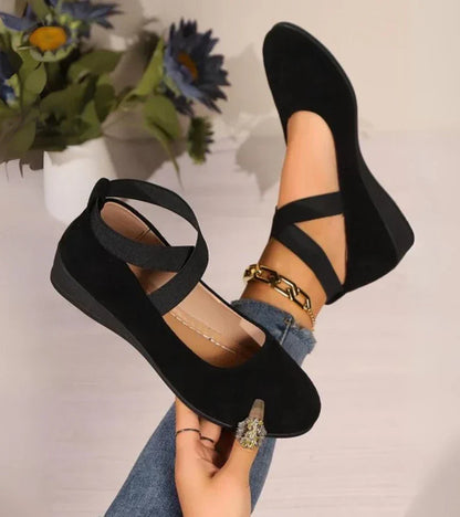 BAILARINAS CERRADAS CON SUELA DE CUÑA
