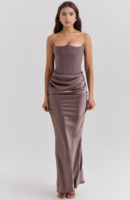 | Robe Élégante Lina