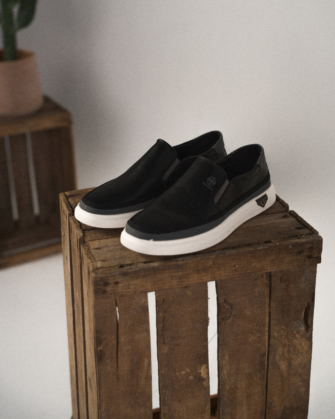 | CHAUSSURES À ENFILER MODERNES POUR HOMMES