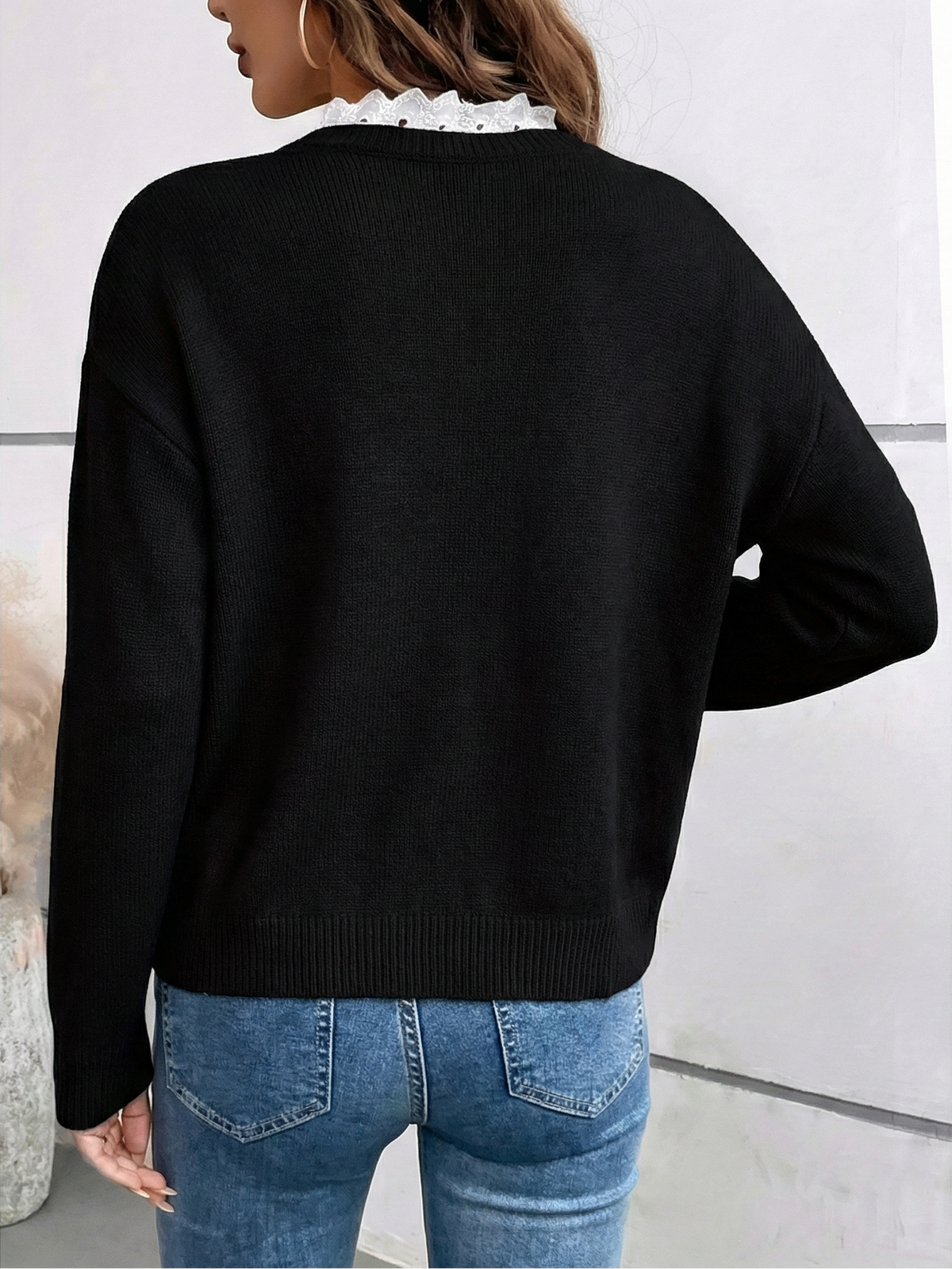Céline™ | Jersey Chic de Punto con Cuello de Encaje Elegante