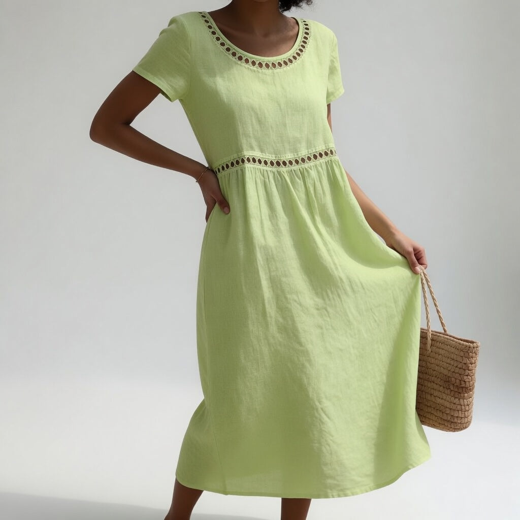 | Robe Brodée Fluide Aveline