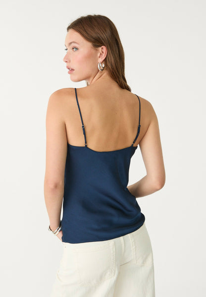 Hera – Top Azul Oscuro Jaspeado Casual Chic