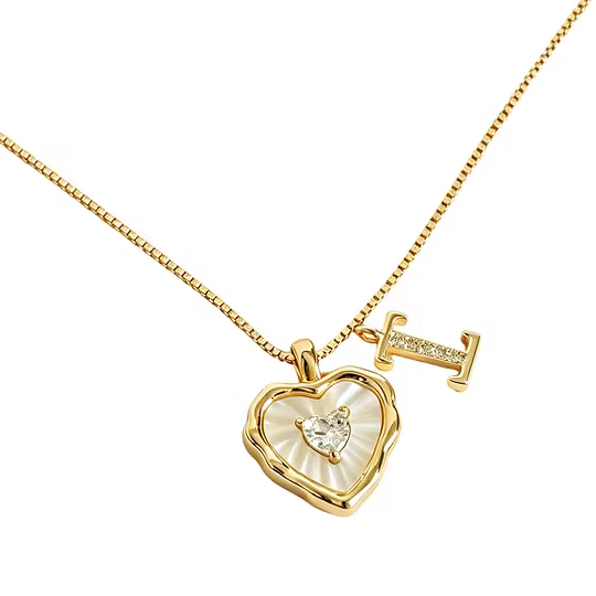 Élisara™ — Collar Corazón Personalizado Elegancia Eterna
