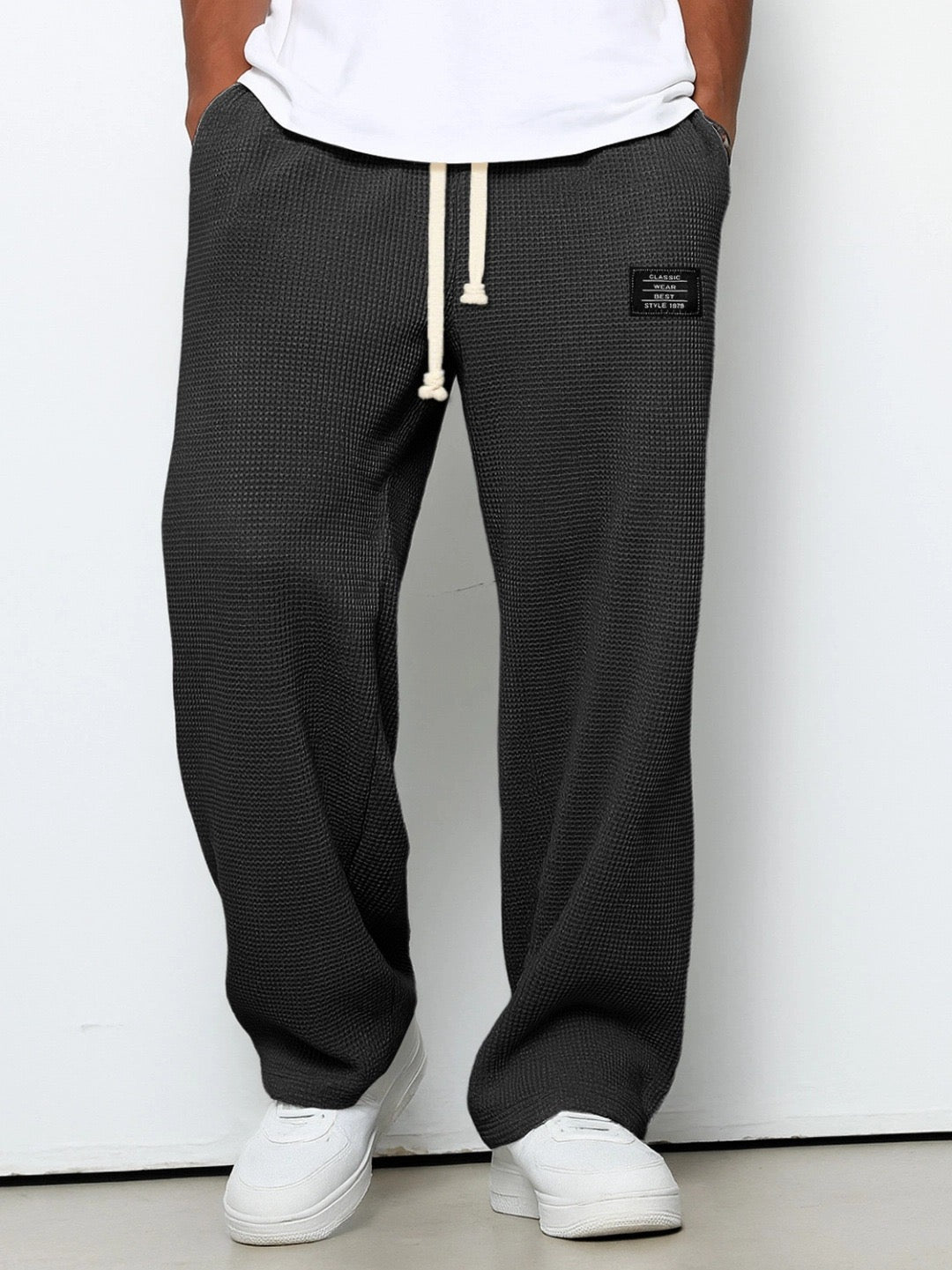 | PANTALONS POUR HOMMES À COUPE CONFORTABLE