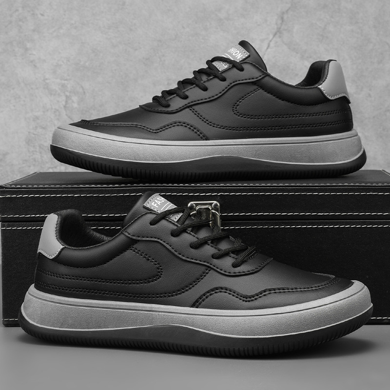 | BASKETS EN CUIR VÉRITABLE