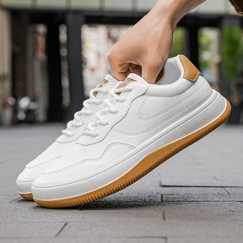 | BASKETS EN CUIR VÉRITABLE