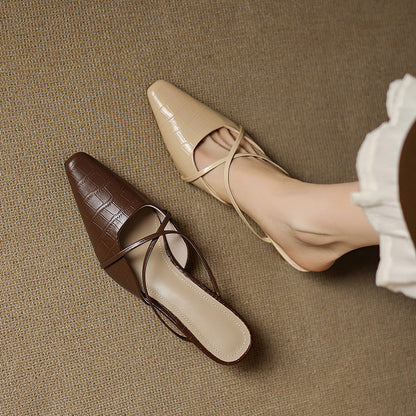 Cris | Mules de Punta con Tiras Cruzadas