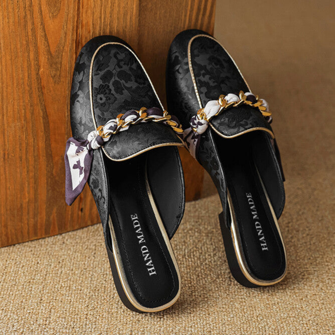 Marisa | Mules Mocasín con Cadena Decorativa
