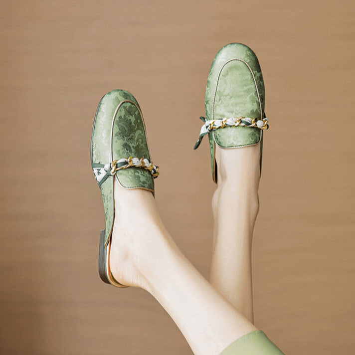 Marisa | Mules Mocasín con Cadena Decorativa