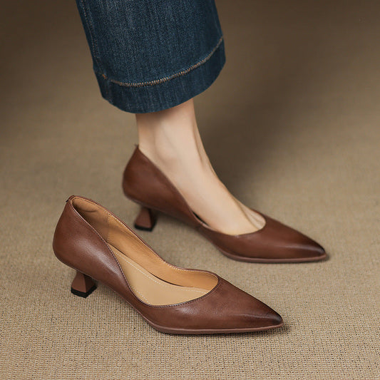 Tacones Kitten de Cuero Calenne