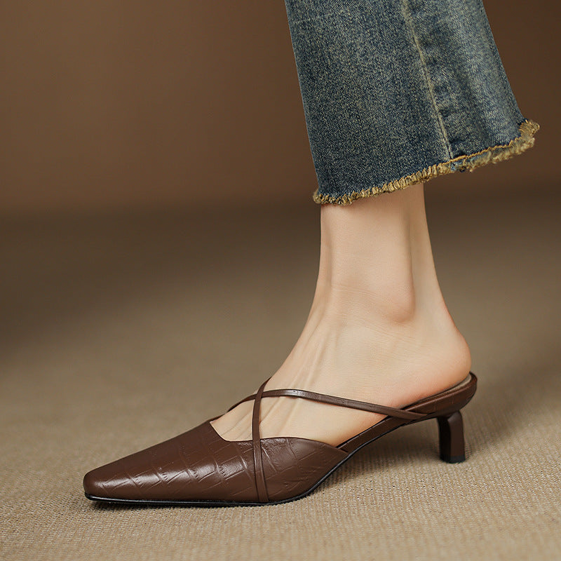Cris | Mules de Punta con Tiras Cruzadas