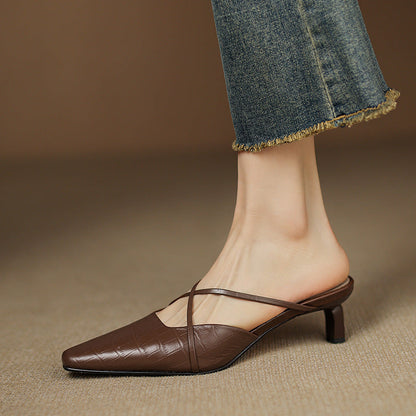 Cris | Mules de Punta con Tiras Cruzadas