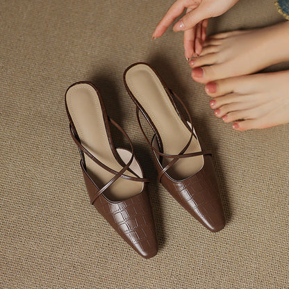 Cris | Mules de Punta con Tiras Cruzadas