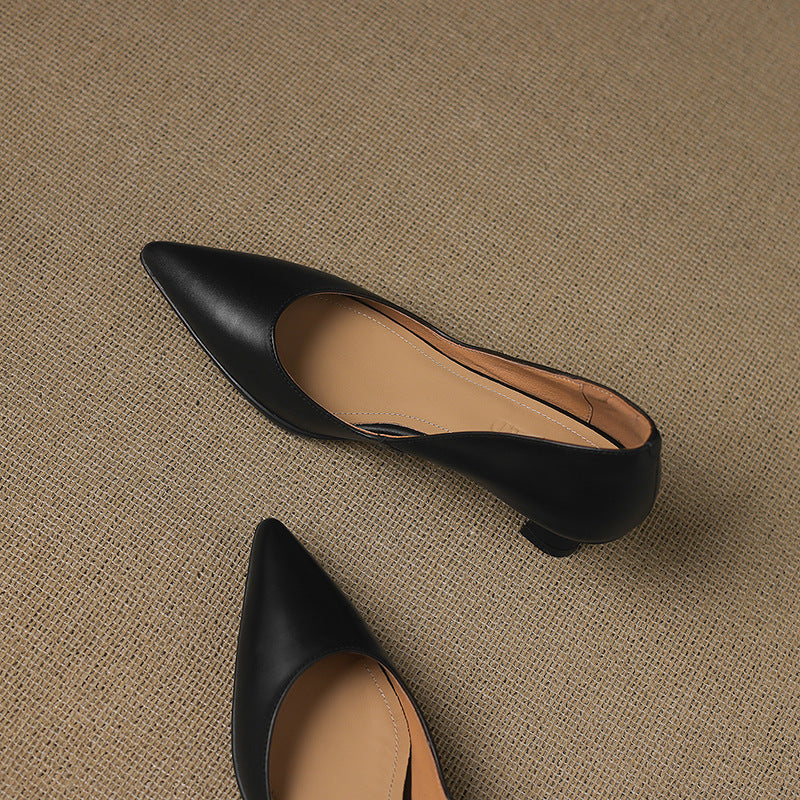 Tacones Kitten de Cuero Calenne