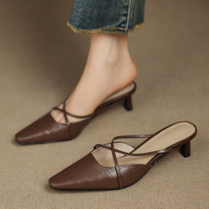 Cris | Mules de Punta con Tiras Cruzadas