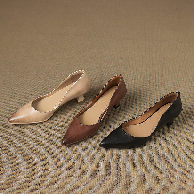 Tacones Kitten de Cuero Calenne