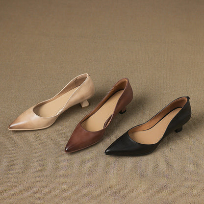 Tacones Kitten de Cuero Calenne