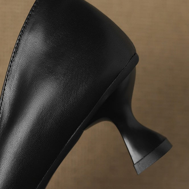 Tacones Kitten de Cuero Calenne