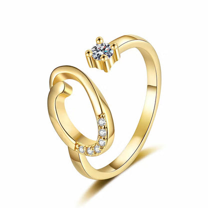 Anillo Lumévara™ de Corazón con Inicial – Personalizado y Elegante