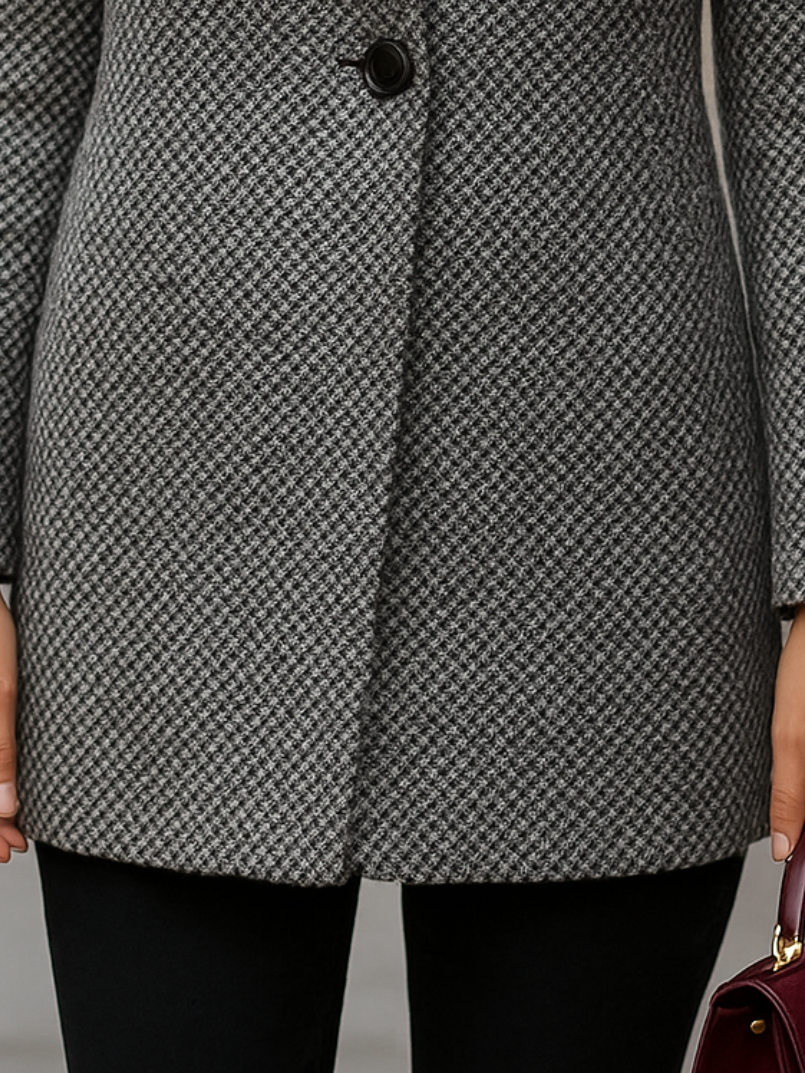 Abrigo elegante de estilo atemporal