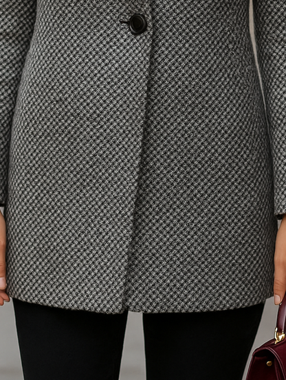 Abrigo elegante de estilo atemporal