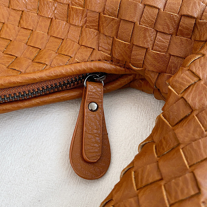 Iris – Bolso de Día Ligero y Amplio de Estilo Moderno