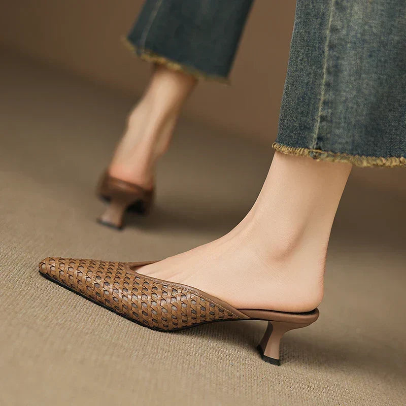 Maria | Mules Trenzadas de Punta