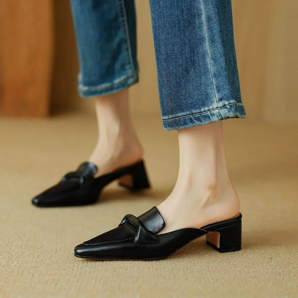 Marcella | Mules de Punta con Lazo