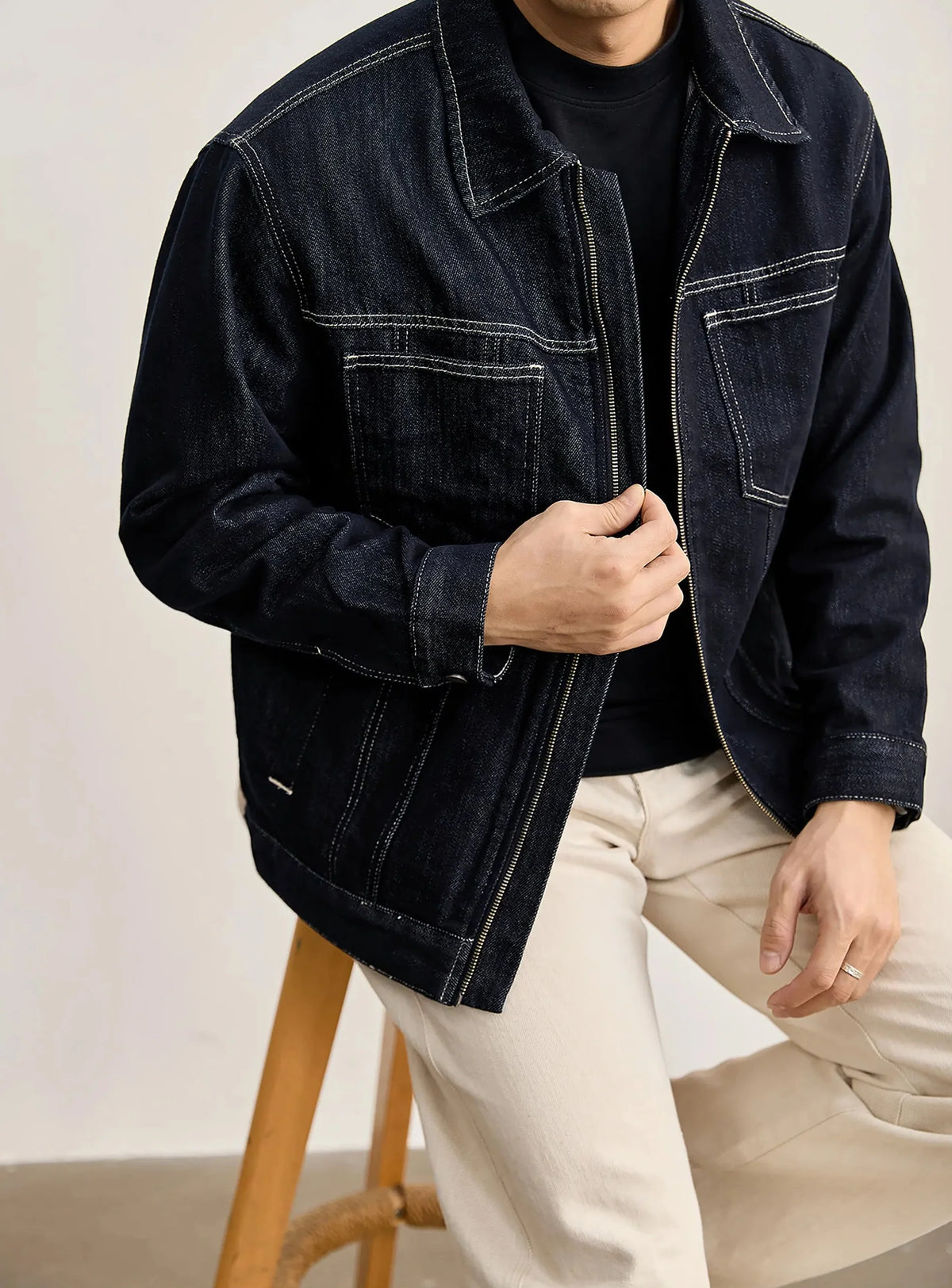 Chaqueta Clásica Azul Marino de Algodón Leonardo